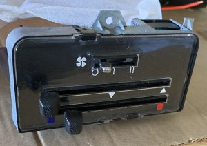 HOLDEN HJ / HX / HZ / WB factory controller with EVO 3 Climate Changer’ (550mm wide) Air conditioning with 12V Heating **No engine water required for the heater**