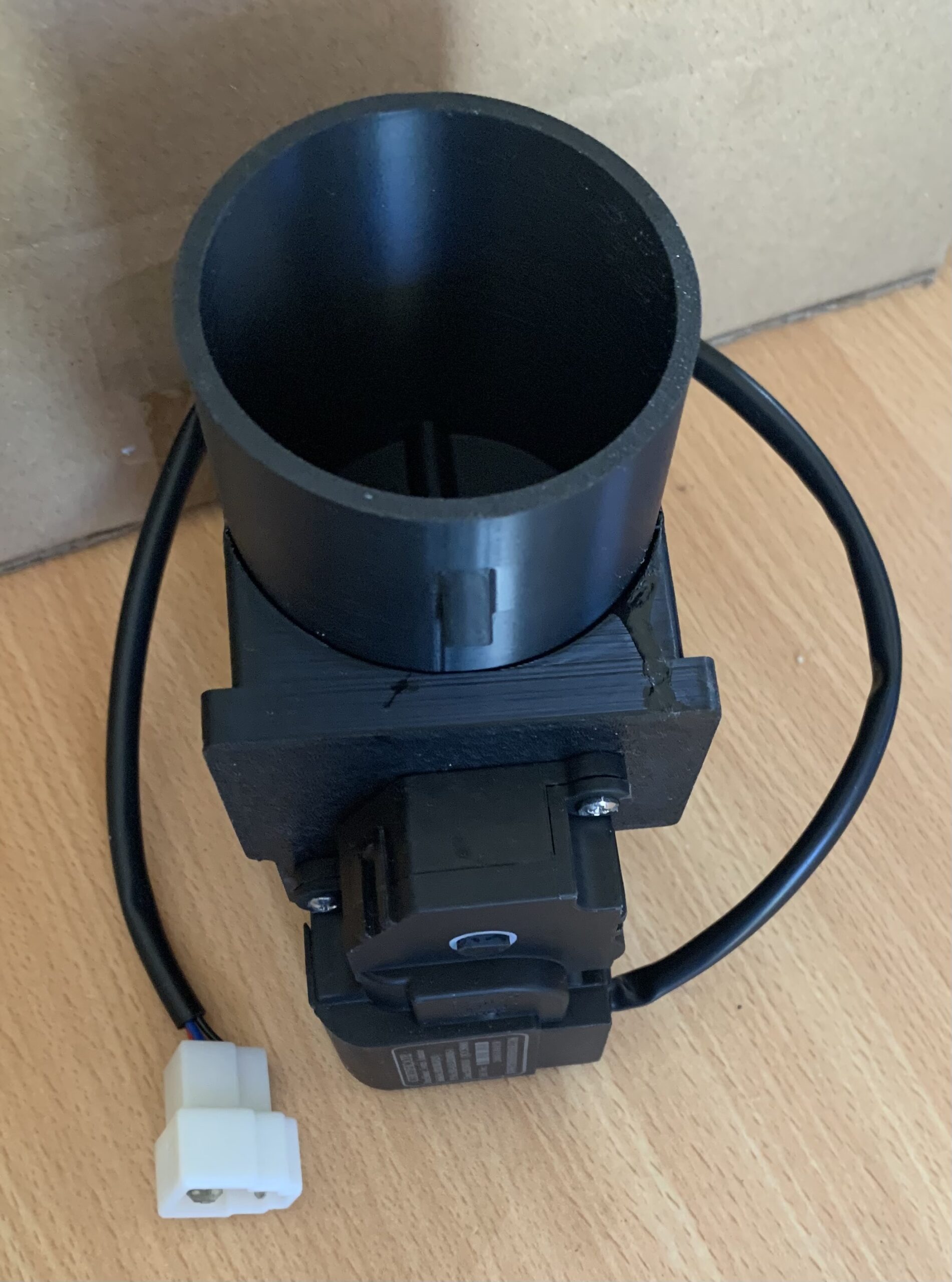 12v Electric Straight through inline adapter with servo controlled 'ON/OFF' butterfly flap (2 1/2'') 63mm O.D - Image 2